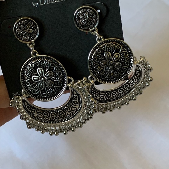 Silver earrings - Picture 5 of 5